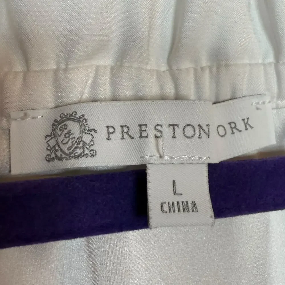 Preston & York bright white sleeveless v-neck blouse with tie - Large